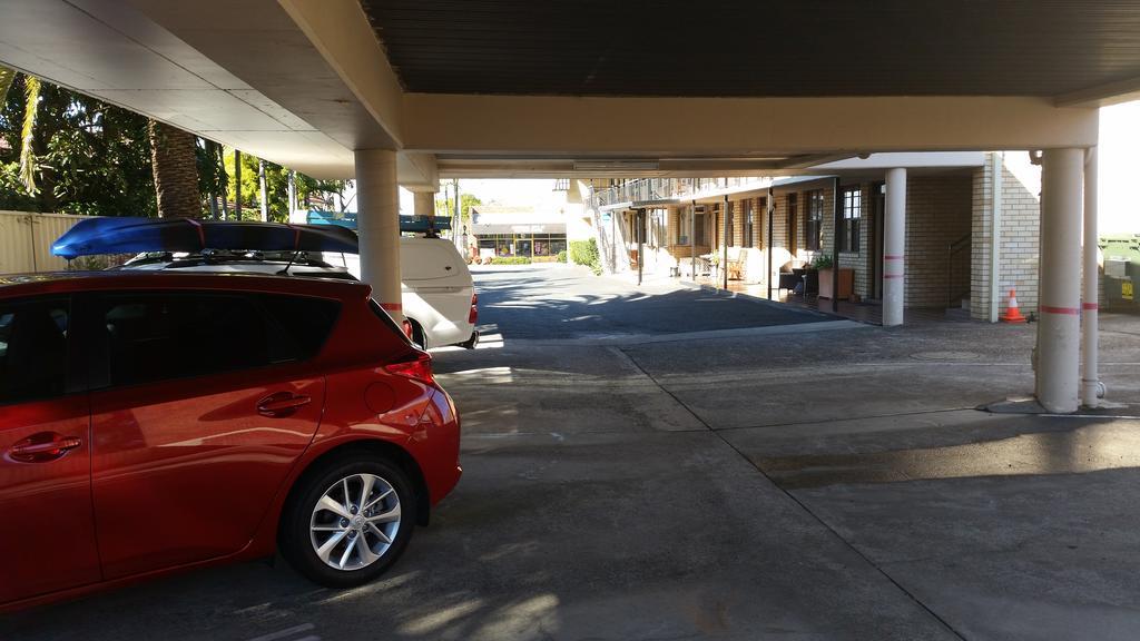 In Town Motor Inn Taree Bagian luar foto