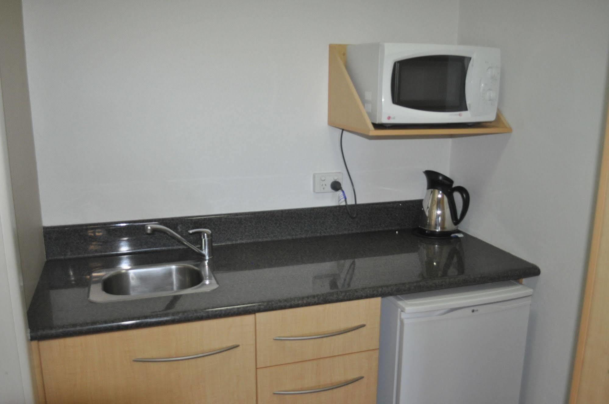 In Town Motor Inn Taree Bagian luar foto